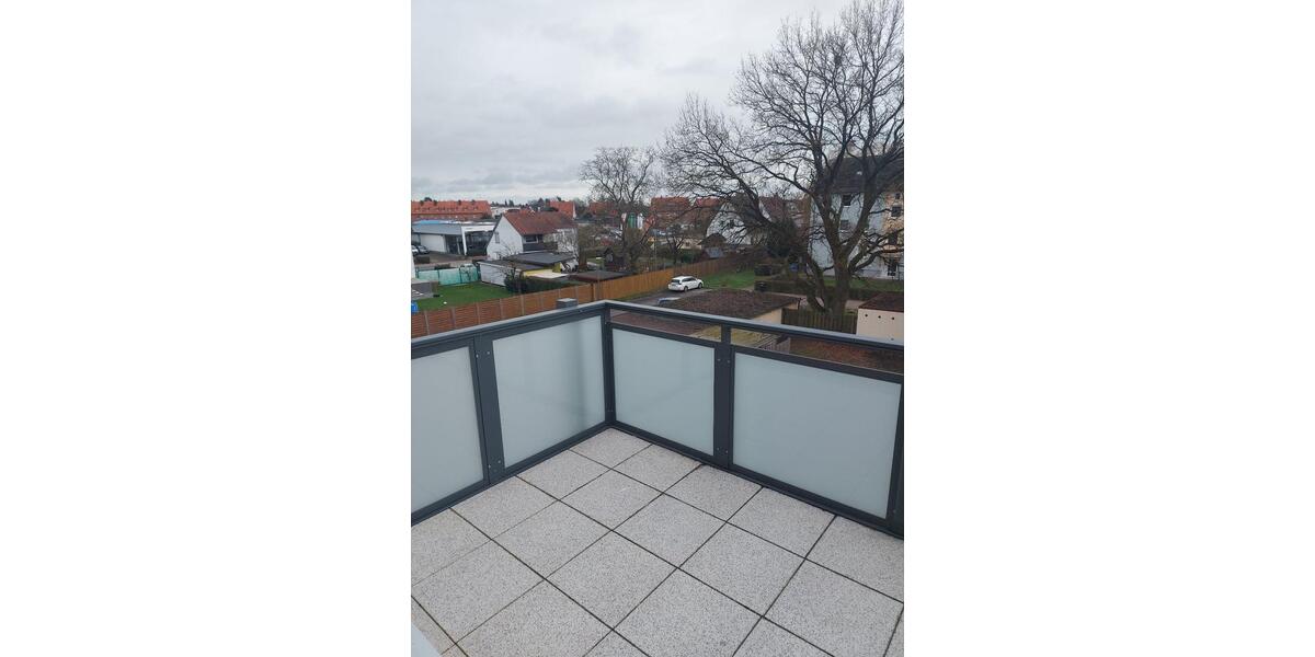 Etagenwohnung Lüchow (Wendland) - 3 Zimmer, 67 m&sup2;, 667&euro; | Angebot:26531311