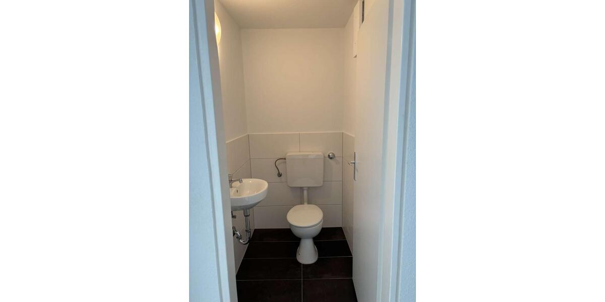 Etagenwohnung Karlsruhe Wettersbach - 3 Zimmer, 92 m&sup2;, 1.050&euro; | Angebot:25145374