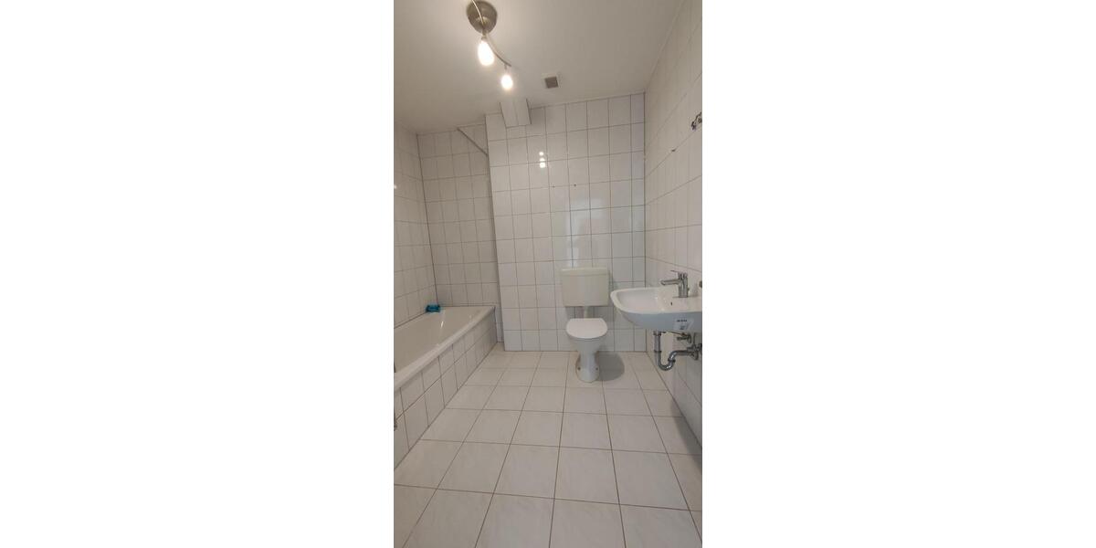 Etagenwohnung Rudolstadt - 3 Zimmer, 68 m&sup2;, 525&euro; | Angebot:25918461