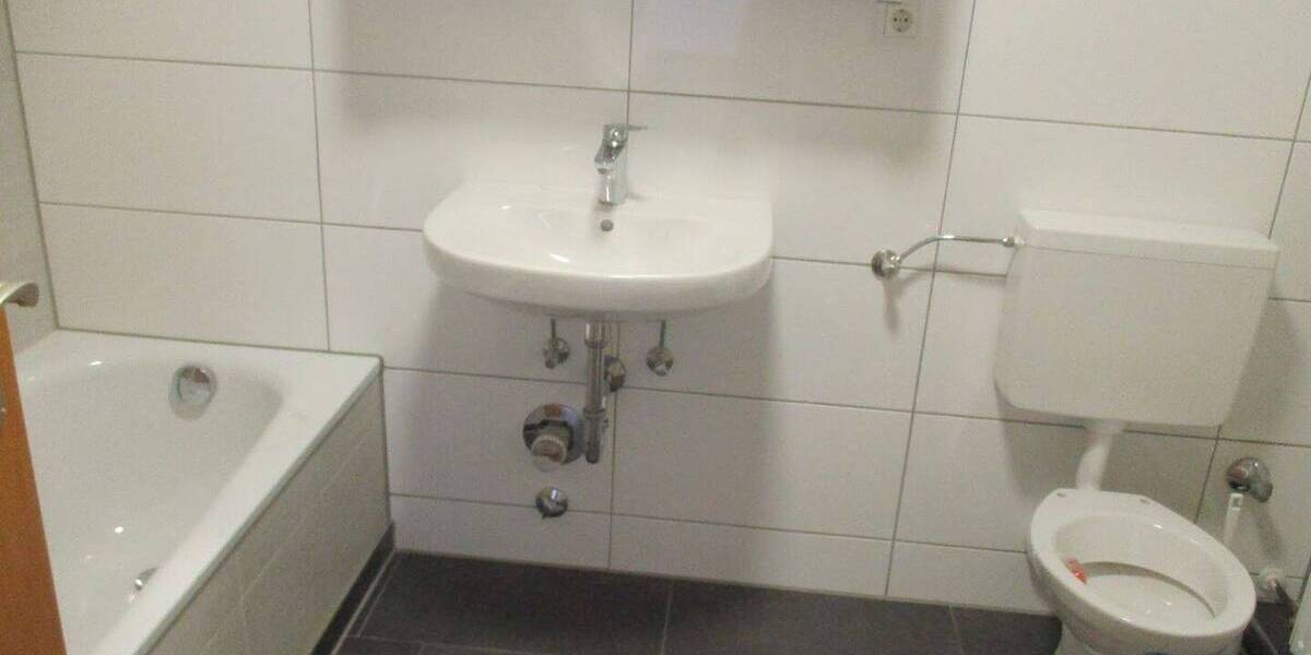Etagenwohnung Menden Mitte - 2 Zimmer, 62 m&sup2;, 400&euro; | Angebot:26751173