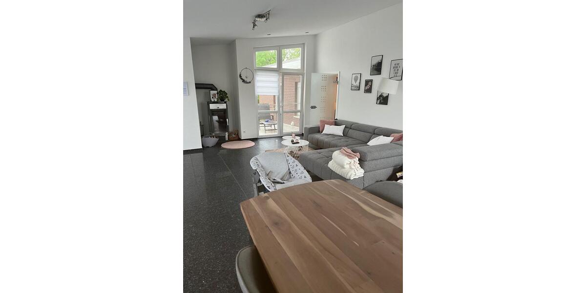 Etagenwohnung Bösel - 6 Zimmer, 140 m&sup2;, 1.500&euro; | Angebot:26518195