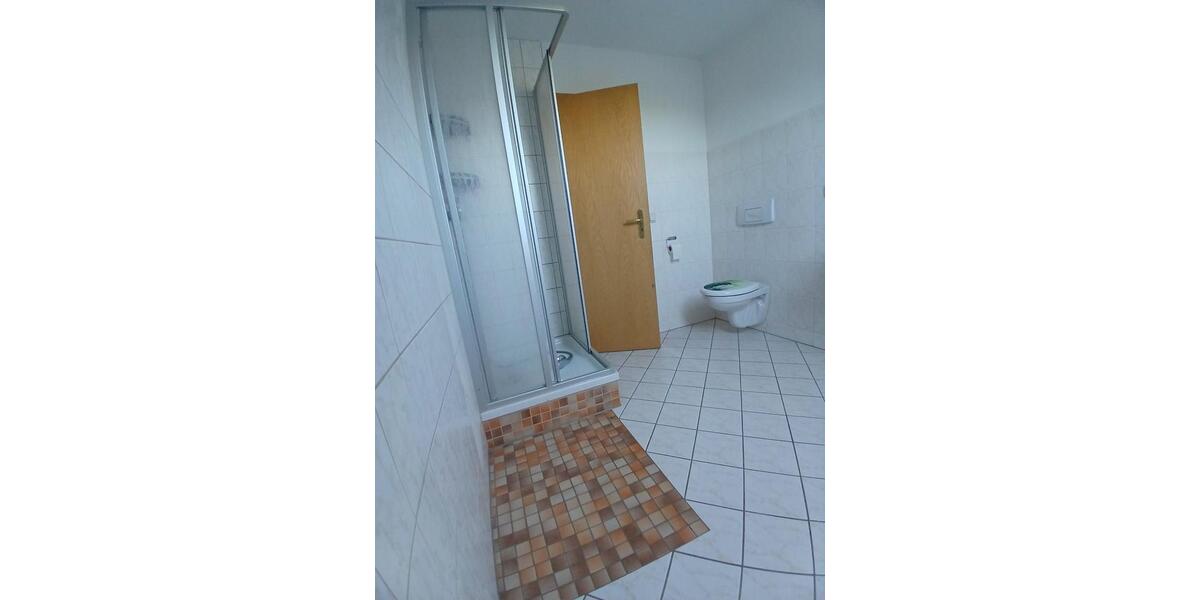 Erdgeschoßwohnung Penig - 2.5 Zimmer, 65 m&sup2;, 400&euro; | Angebot:21210311