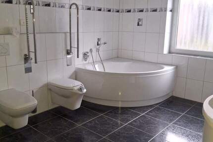 Wohnung Bremerhaven Lehe - 3 Zimmer, 82 m&sup2;, 750&euro; | Angebot:24218814