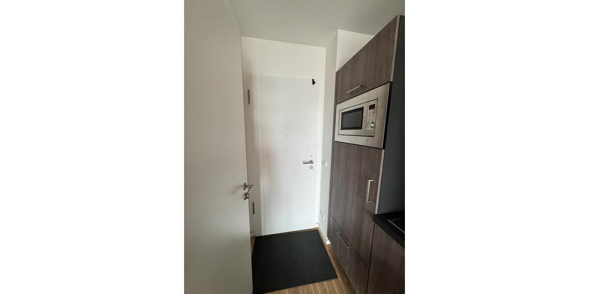 Wohnung Berlin (Dezember-März frei) mit kostenlosem Parkplatz 1 zimmer