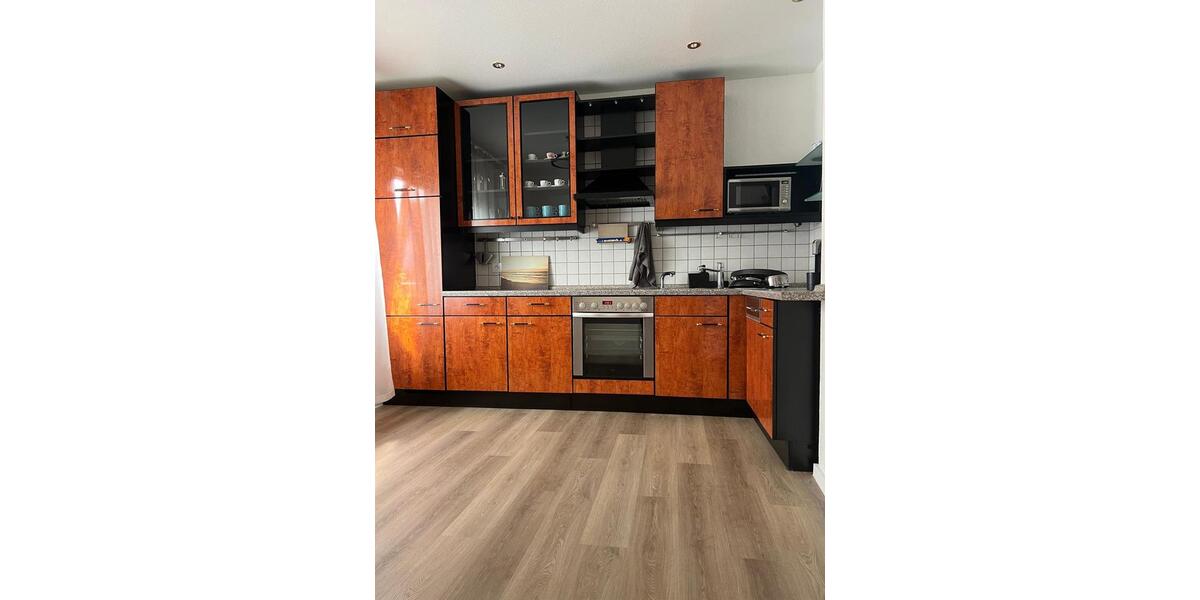 Wohnen auf Zeit Bergheim - 4 Zimmer, 105 m&sup2;, 20&euro; | Angebot:22249602