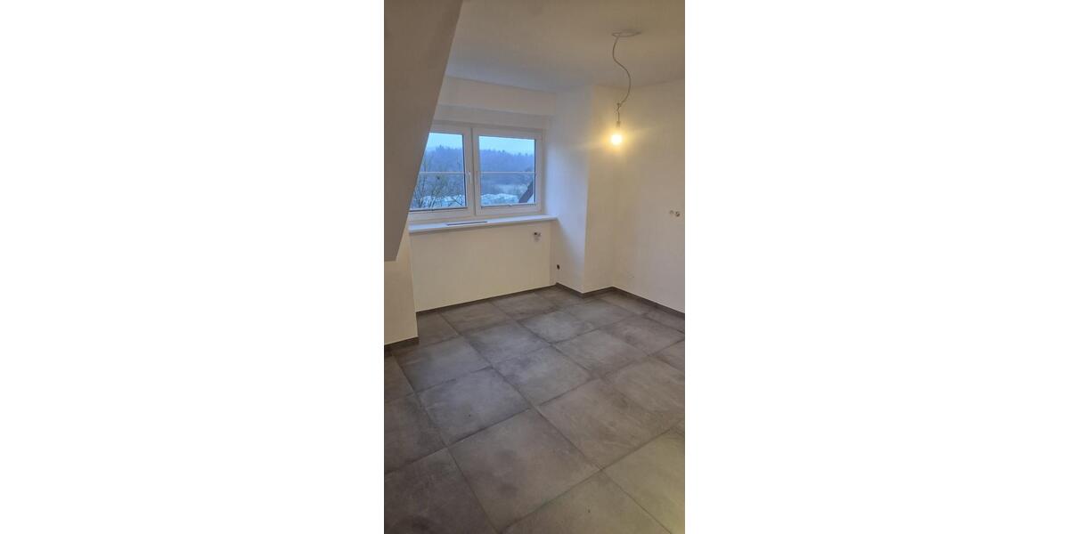 Maisonettenwohnung Olpe - 3 Zimmer, 140 m&sup2;, 1.550&euro; | Angebot:25171822