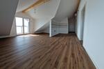 Dachgeschoßwohnung Burghausen - 3 Zimmer, 55 m&sup2;, 825&euro; | Angebot:26221403