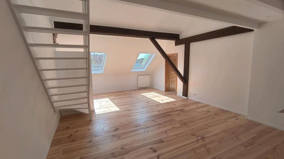 Etagenwohnung Hage - 2 Zimmer, 98 m&sup2;, 900&euro; | Angebot:20657947