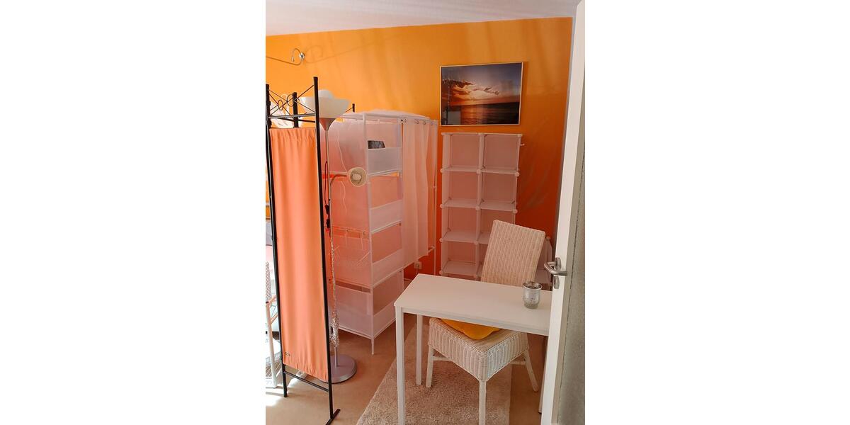 Wohnen auf Zeit Mönchengladbach Ost - 1 Zimmer, 18 m&sup2;, 450&euro; | Angebot:26005970