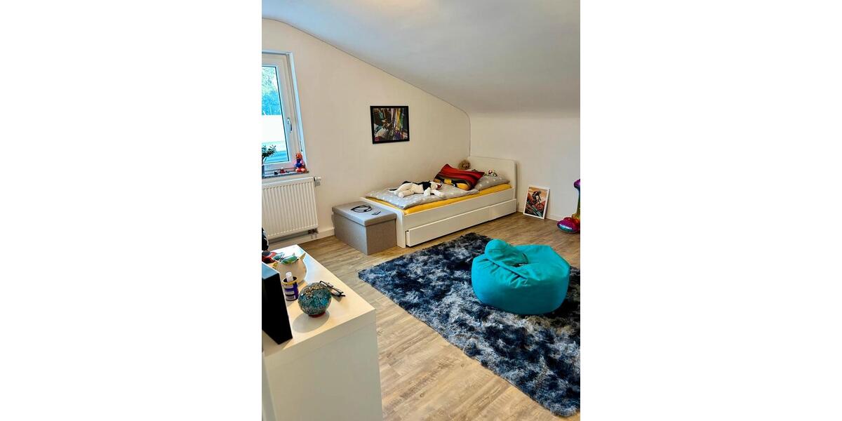 Dachgeschoßwohnung Schweinfurt Haardt - 3 Zimmer, 70 m&sup2;, 800&euro; | Angebot:26237277