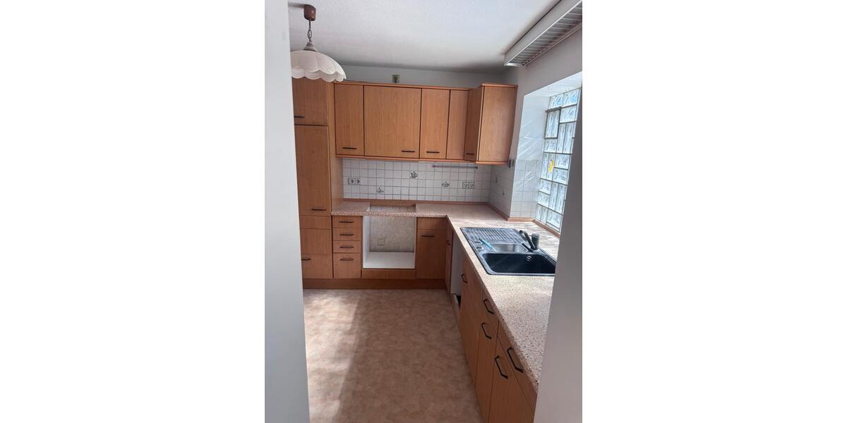 Etagenwohnung Kandel - 3 Zimmer, 90 m&sup2;, 950&euro; | Angebot:26385761