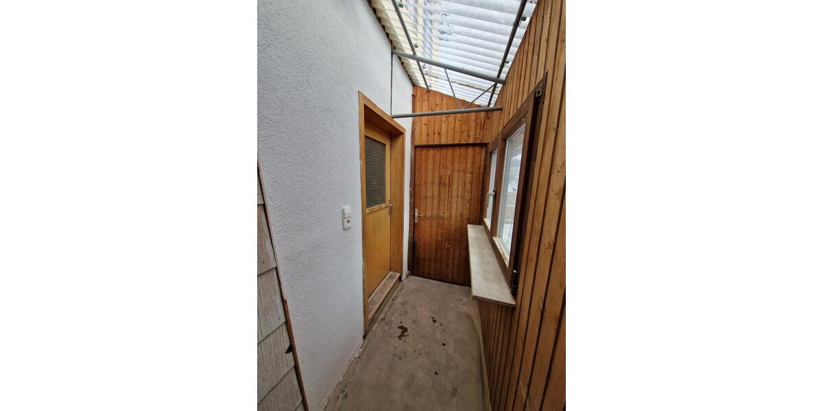 Einfamilienhaus Buchen (Odenwald) - 8 Zimmer, 155 m&sup2;, 1.200&euro; | Angebot:25824301