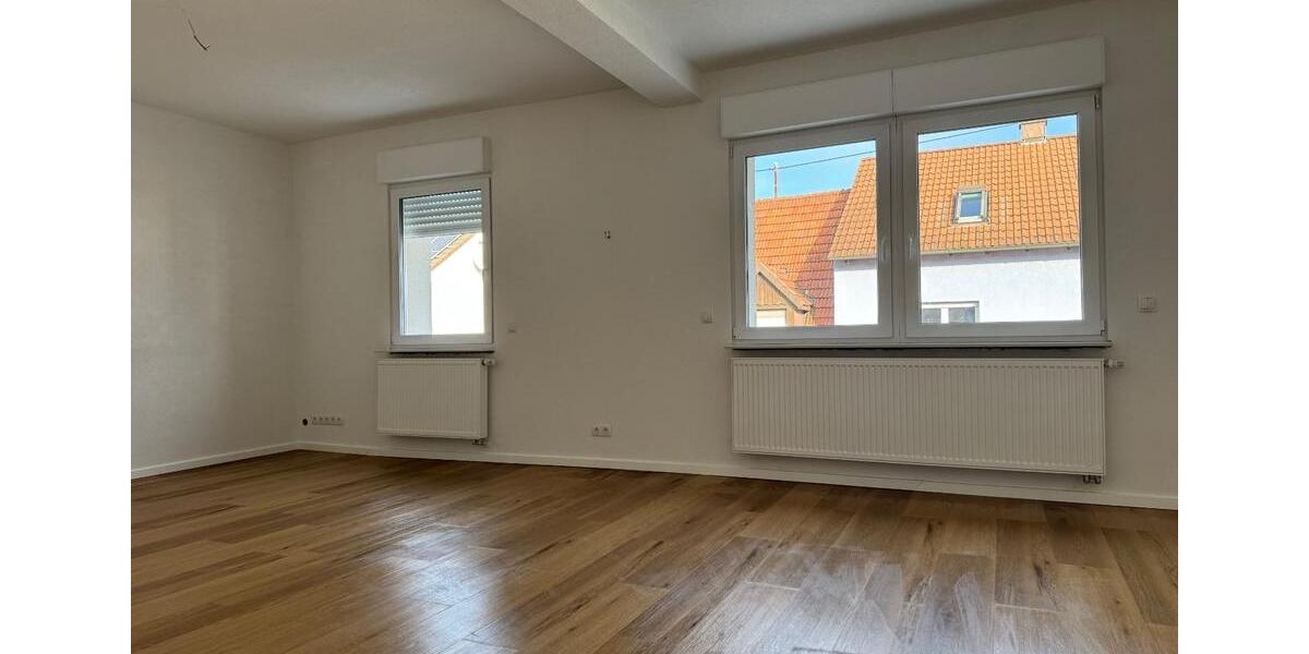 Etagenwohnung Karlsruhe Neureut - 3 Zimmer, 79 m&sup2;, 1.300&euro; | Angebot:25869159