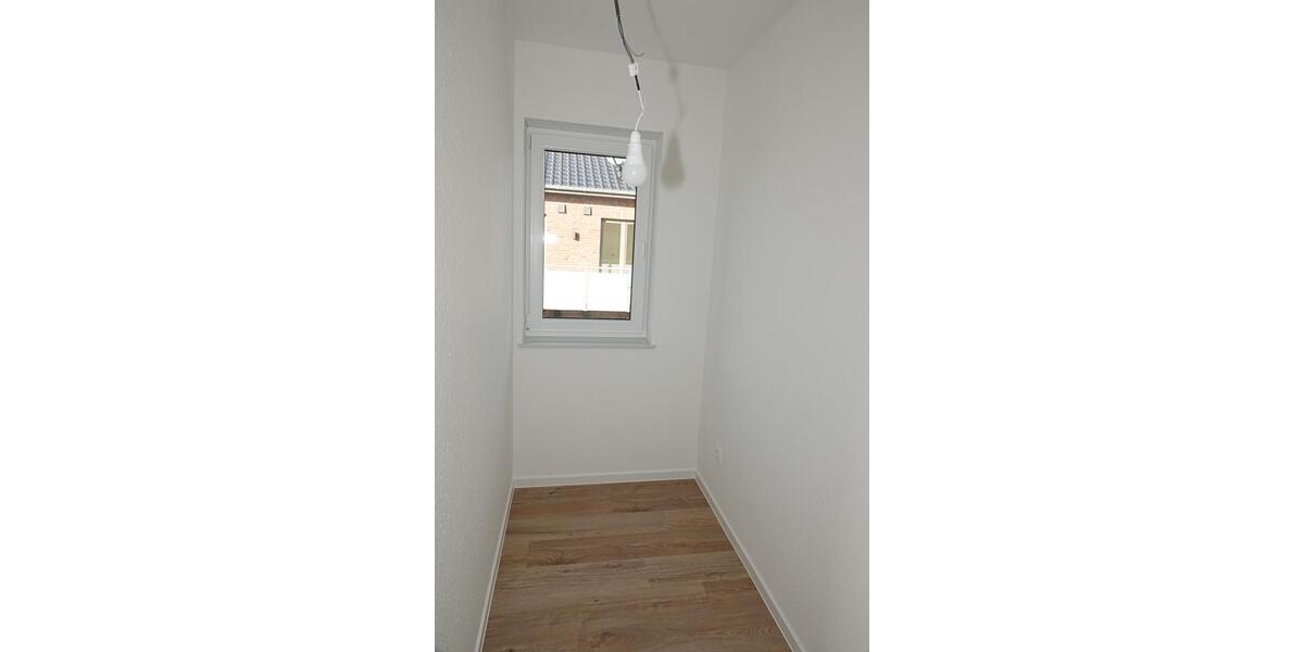 Etagenwohnung Wiesmoor - 3 Zimmer, 96 m&sup2;, 1.060&euro; | Angebot:24862208