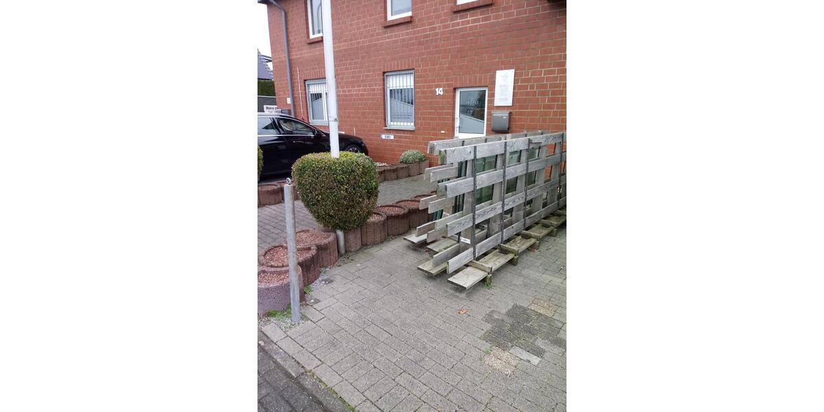 Werkhalle mit Büro im Gewerbegebiet Dernekamp zimmer