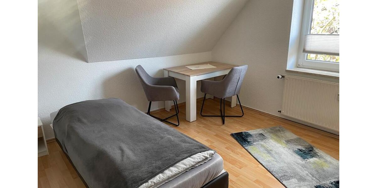 Dachgeschoßwohnung Demmin - 1 Zimmer, 20 m&sup2;, 350&euro; | Angebot:24649550