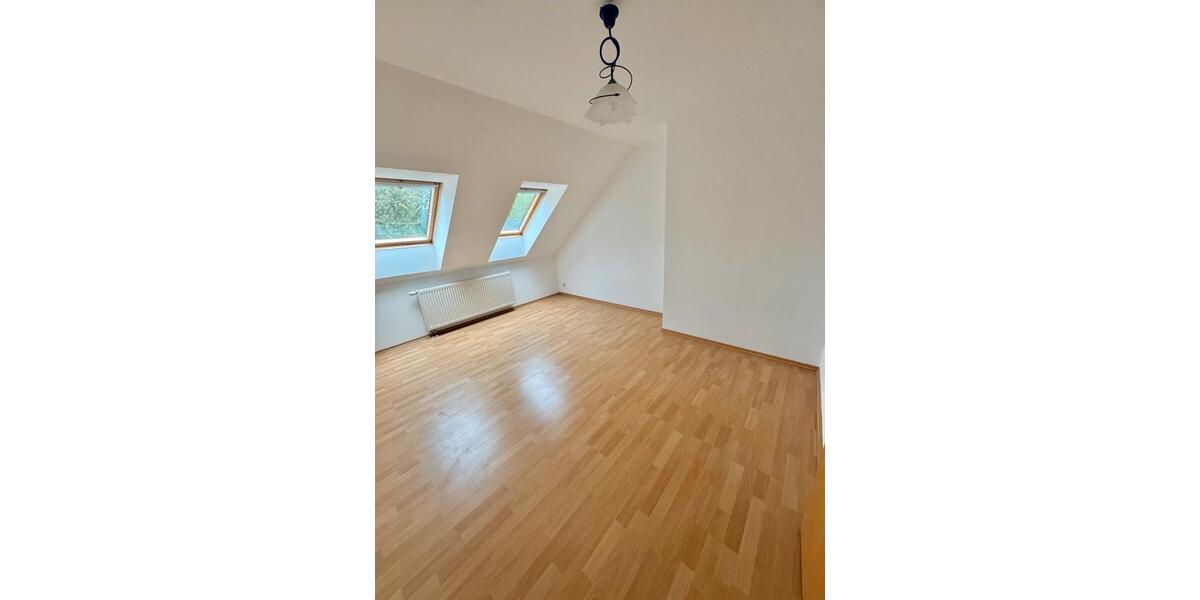 Dachgeschoßwohnung Bad Saarow - 3 Zimmer, 95 m&sup2;, 1.160&euro; | Angebot:24374882