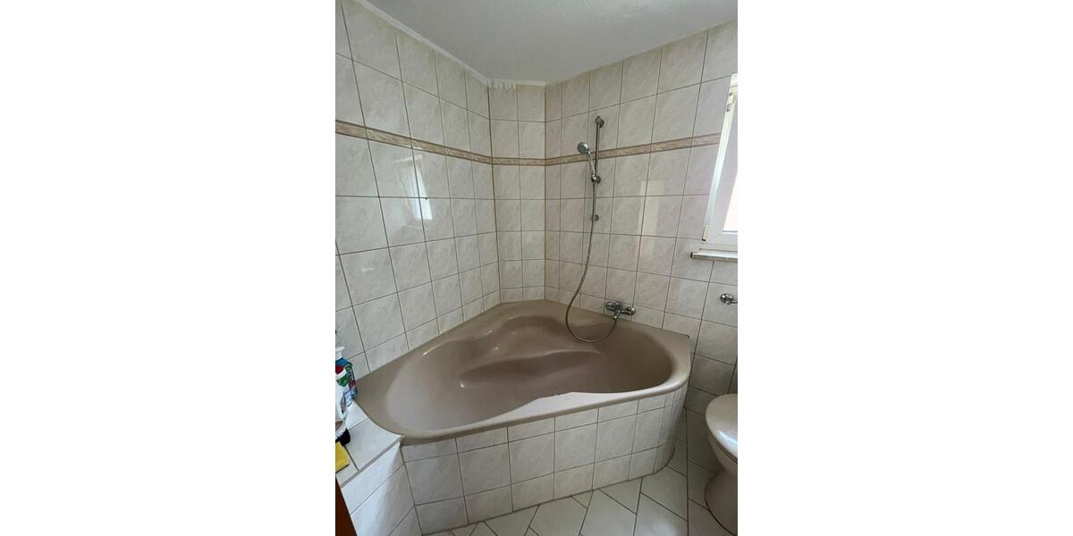 Erdgeschoßwohnung Schmölln - 2 Zimmer, 49 m&sup2;, 295&euro; | Angebot:25286608