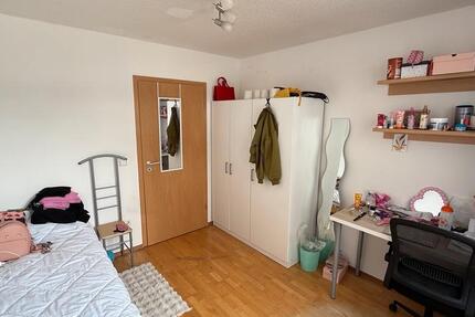 Wohnen auf Zeit Nürnberg Herrnhütte - 1 Zimmer, 13 m&sup2;, 200&euro; | Angebot:26640814