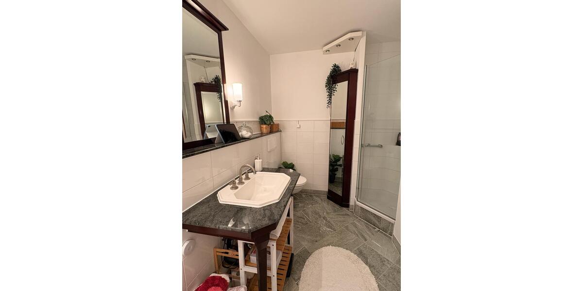 Dachgeschoßwohnung München Schwabing-Freimann - 3 Zimmer, 101 m&sup2;, 3.500&euro; | Angebot:26646318