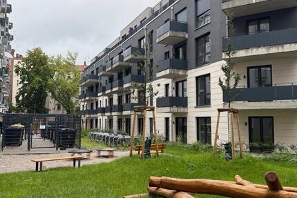 Haus Berlin Mitte - 2 Zimmer, 67 m&sup2;, 1.720&euro; | Angebot:26279899