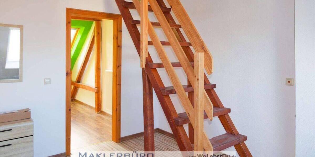 Etagenwohnung Greiz - 4 Zimmer, 80 m&sup2;, 350&euro; | Angebot:25666530