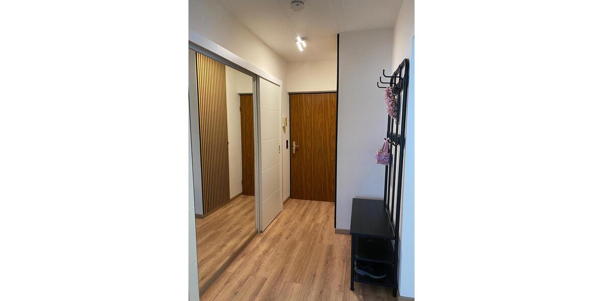 Erdgeschoßwohnung Kaiserslautern Bahnheim - 3 Zimmer, 100 m&sup2;, 1.300&euro; | Angebot:26023344