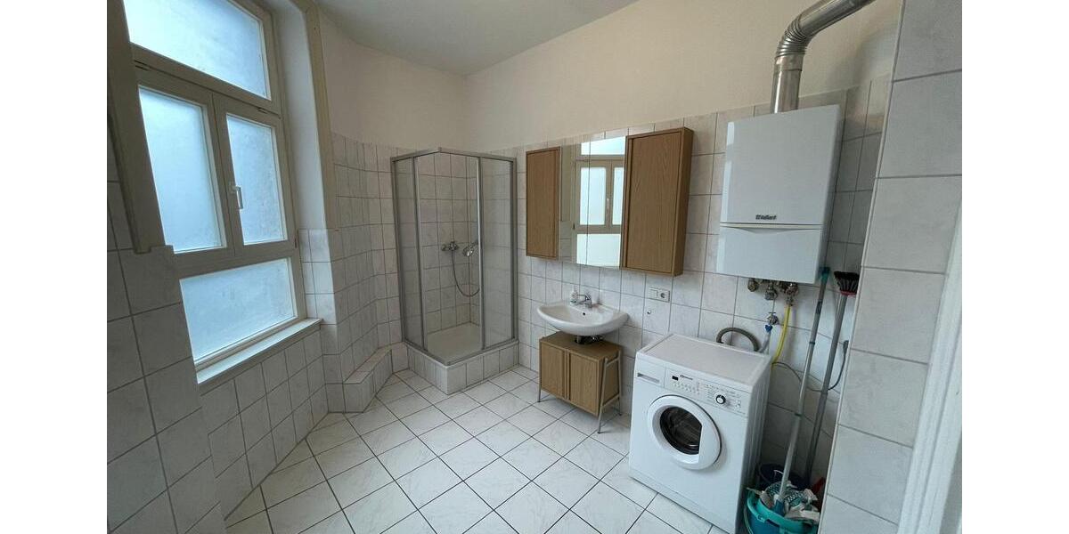 Wohnen auf Zeit Wiesbaden - 1 Zimmer, 98 m&sup2;, 450&euro; | Angebot:24392174