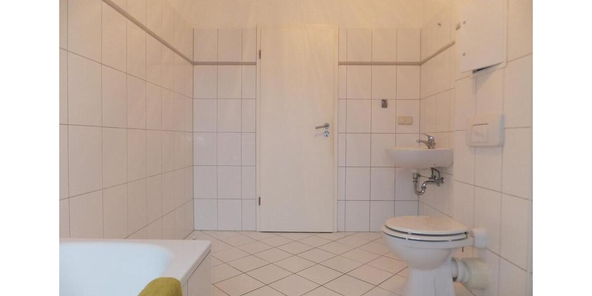 Dachgeschoßwohnung Bad Freienwalde (Oder) - 3 Zimmer, 71 m&sup2;, 533&euro; | Angebot:24520950