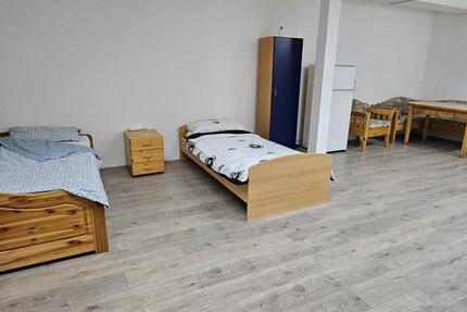 Wohnung Holzkirchen - 5 Zimmer, 175 m&sup2;, 550&euro; | Angebot:25977286