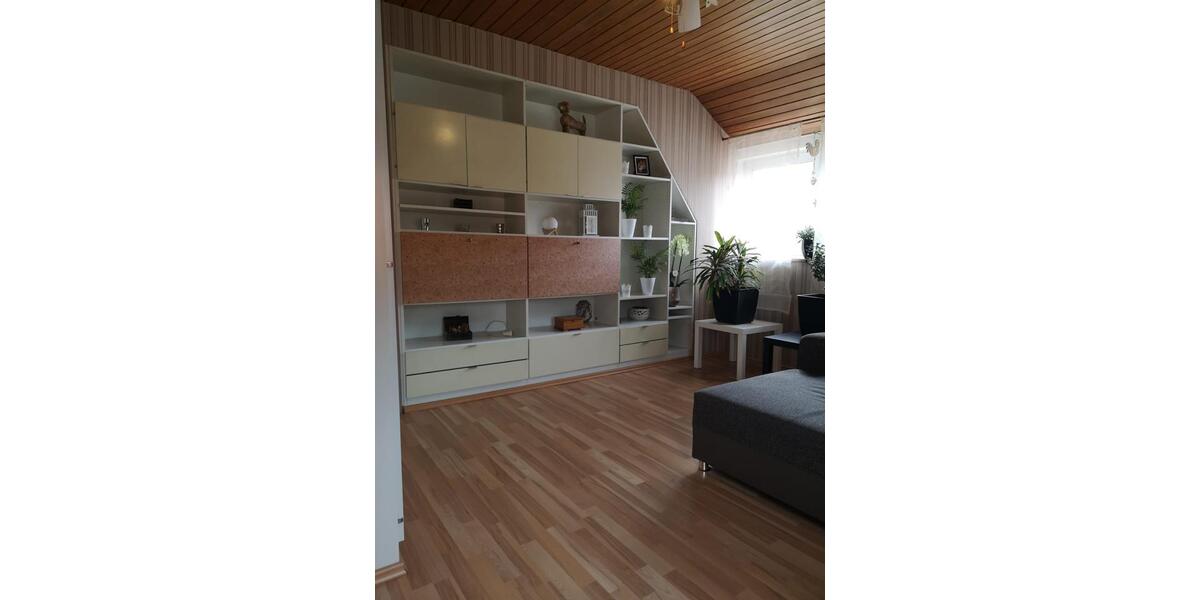 Dachgeschoßwohnung Feuchtwangen - 3 Zimmer, 70 m&sup2;, 590&euro; | Angebot:25852648