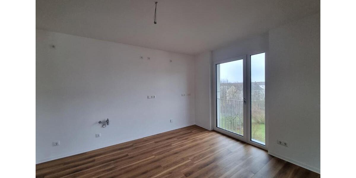 Etagenwohnung Radeberg - 3 Zimmer, 117 m&sup2;, 1.015&euro; | Angebot:26065730