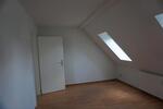 Dachgeschoßwohnung Zwenkau - 2 Zimmer, 39 m&sup2;, 350&euro; | Angebot:26568425