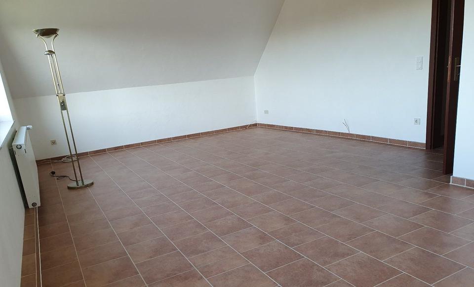 Dachgeschoßwohnung Soltau - 4 Zimmer, 94 m&sup2;, 900&euro; | Angebot:26572842