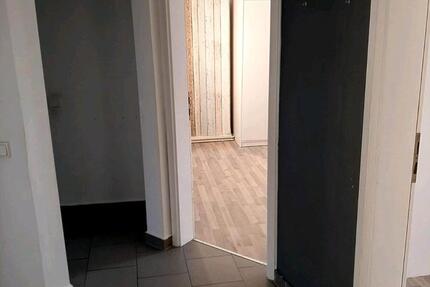 Wohnung Wuppertal Unterbarmen - 4 Zimmer, 93 m&sup2;, 787&euro; | Angebot:25645296
