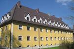 Schöner Wohnen auf gut 100qm: Großzügige 4-Zi.-Wohnung für Sie renoviert!
