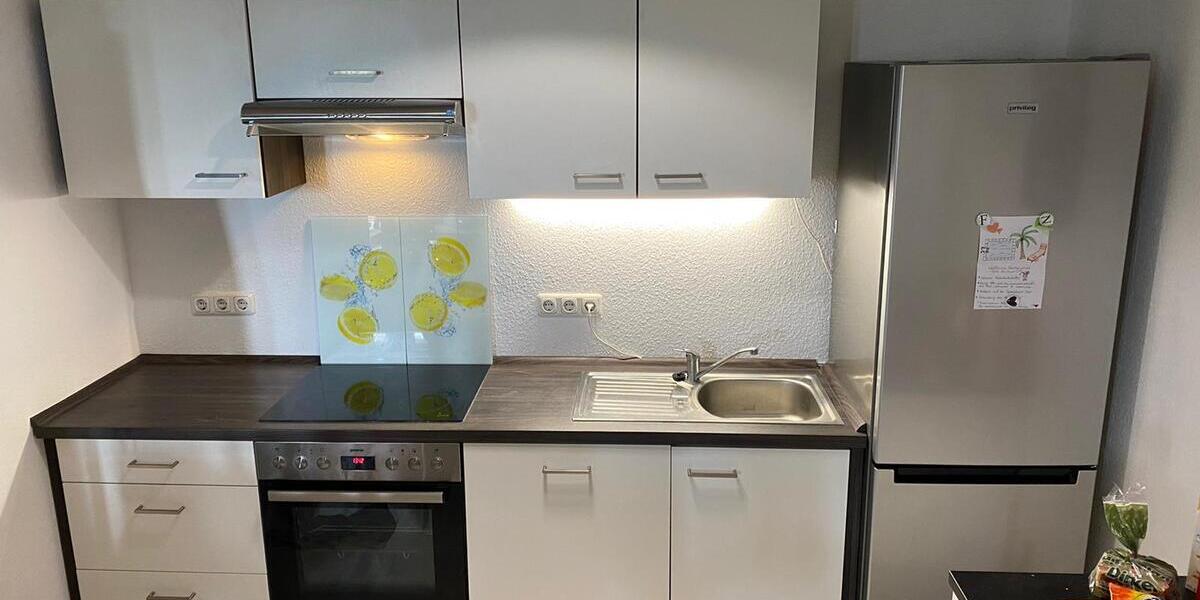 helle Zweiraumwohnung mit Balkon und Personenaufzug - Etagenwohnung Hermsdorf | Angebot:26074110