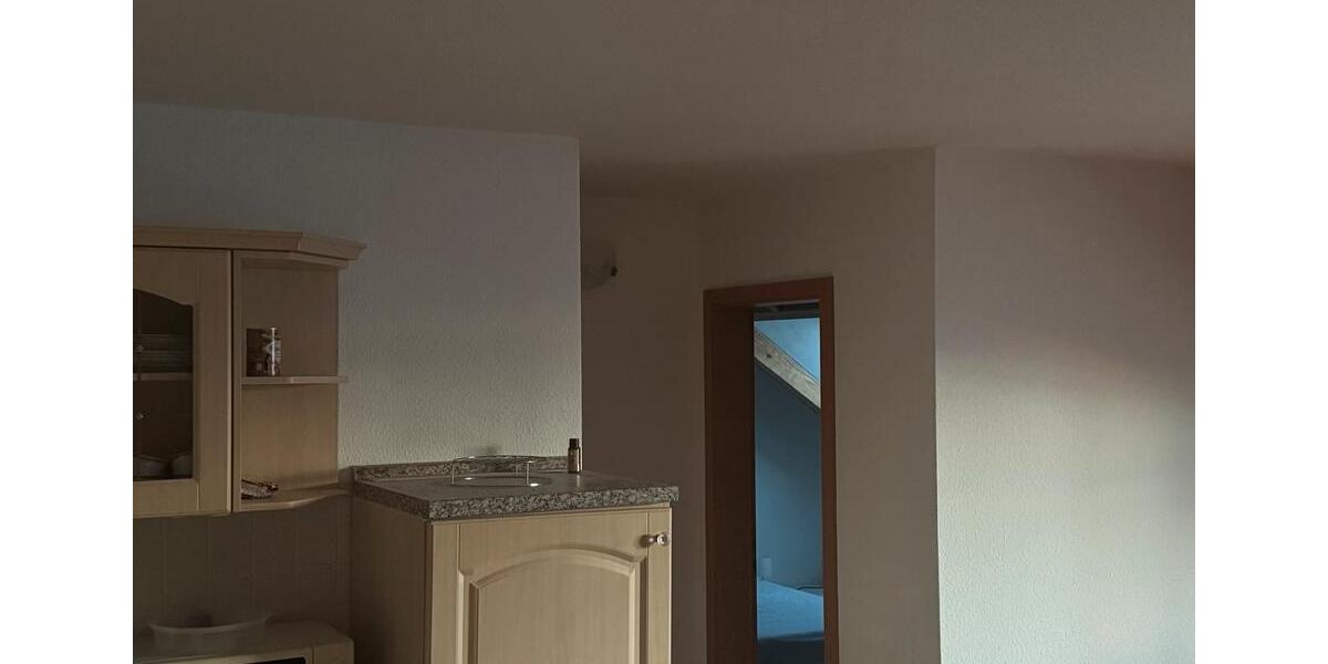 Etagenwohnung Schmölln - 1 Zimmer, 46 m&sup2;, 399&euro; | Angebot:26444477