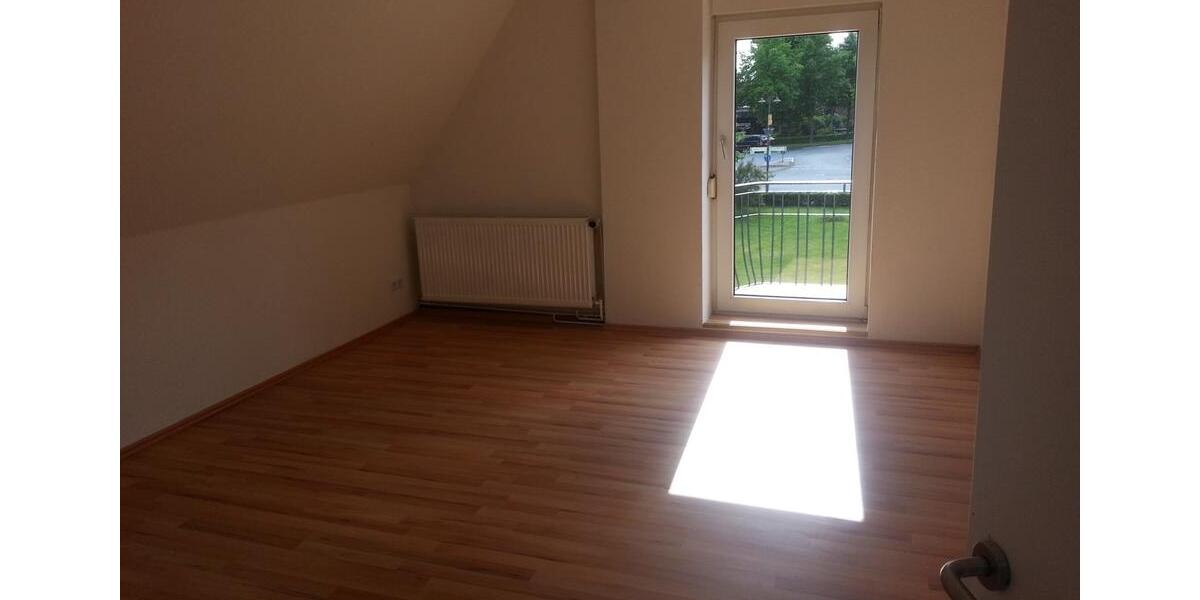 Etagenwohnung Neuenkirchen - 3.5 Zimmer, 105 m&sup2;, 870&euro; | Angebot:24691705