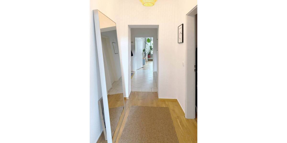 Etagenwohnung Kassel West - 3 Zimmer, 106 m&sup2;, 950&euro; | Angebot:26741204
