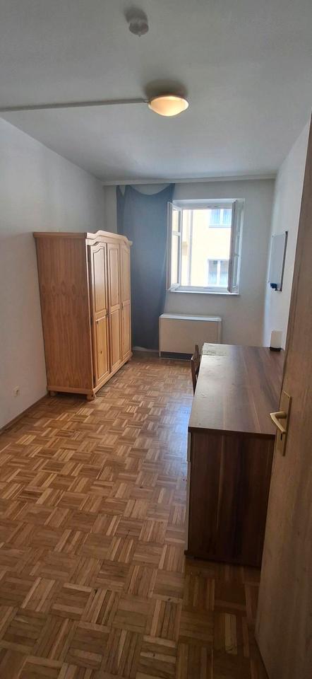 Schönes Zimmer in 3er-WG in der Altstadt