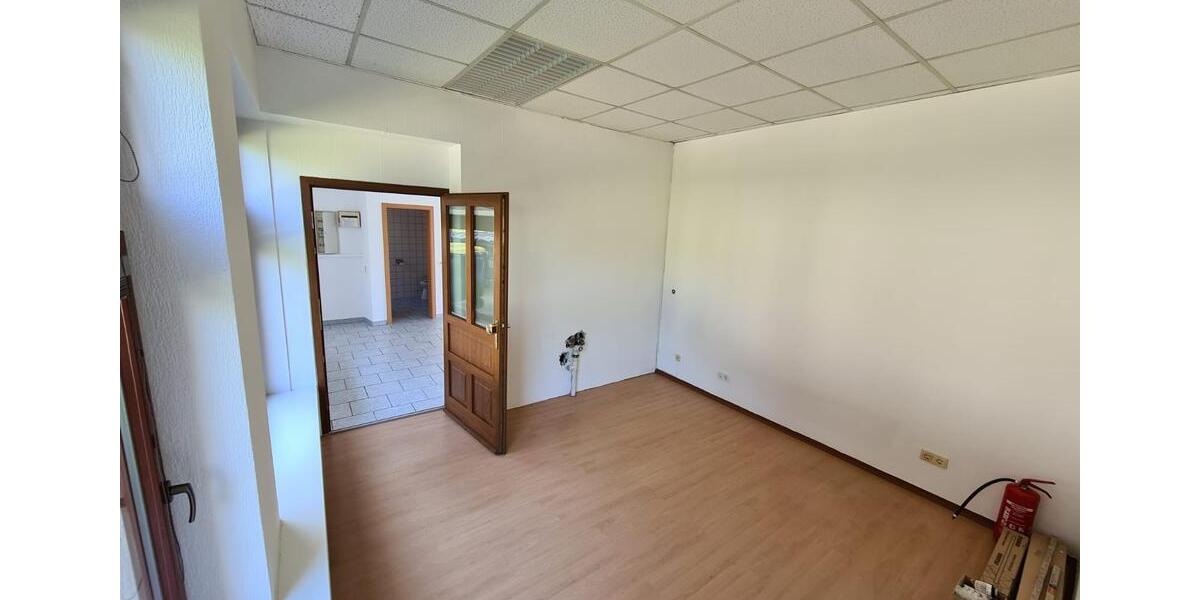 Gewerbeobjekt Baiersdorf - 1.200&euro; | Angebot:24646775