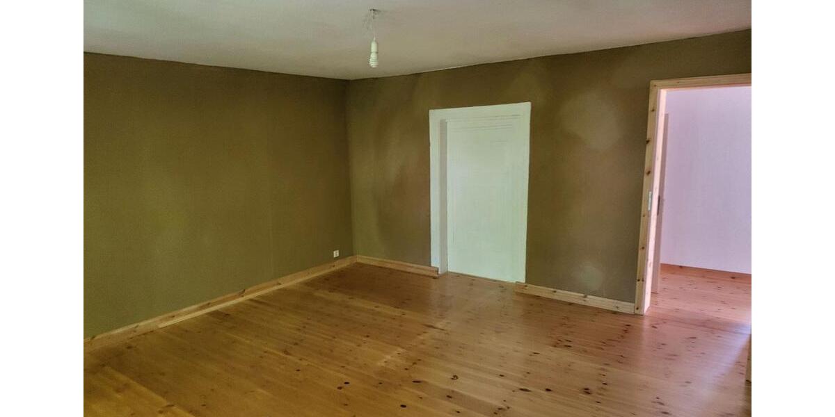 Etagenwohnung Hardegsen - 4 Zimmer, 105 m&sup2;, 660&euro; | Angebot:26287446