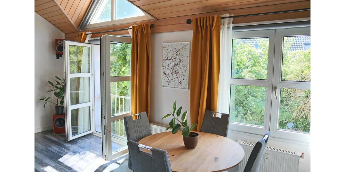 Wunderschöne helle und moderne Maisonette Wohnung 3 Zimmer 3 zimmer