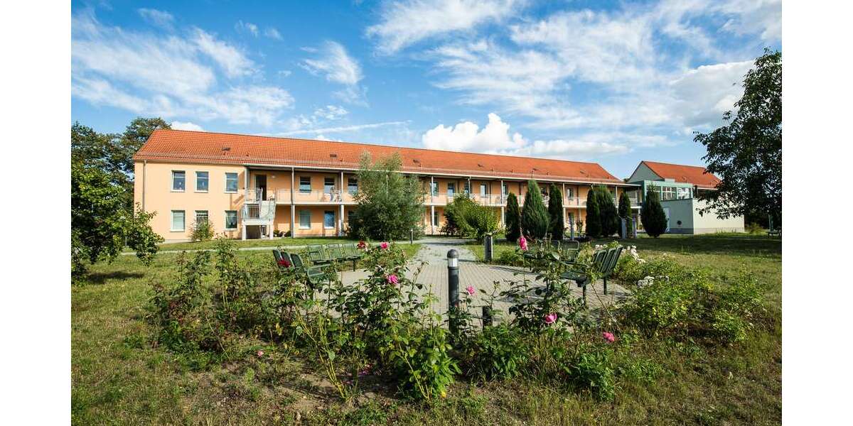 Etagenwohnung Schönebeck (Elbe) Altstadt - 1 Zimmer, 27 m&sup2;, 190&euro; | Angebot:26786279