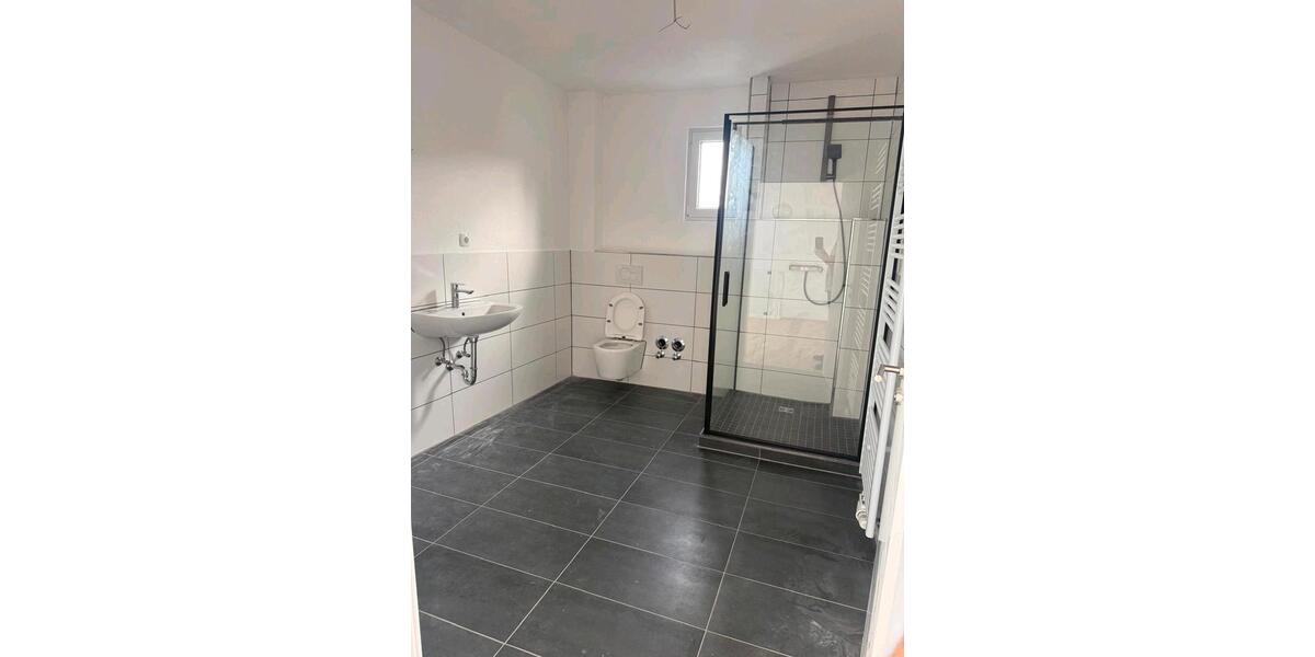 Dachgeschoßwohnung Bad Kreuznach Bad Münster am Stein-Ebernburg - 2 Zimmer, 70 m&sup2;, 1.080&euro; | Angebot:26442554