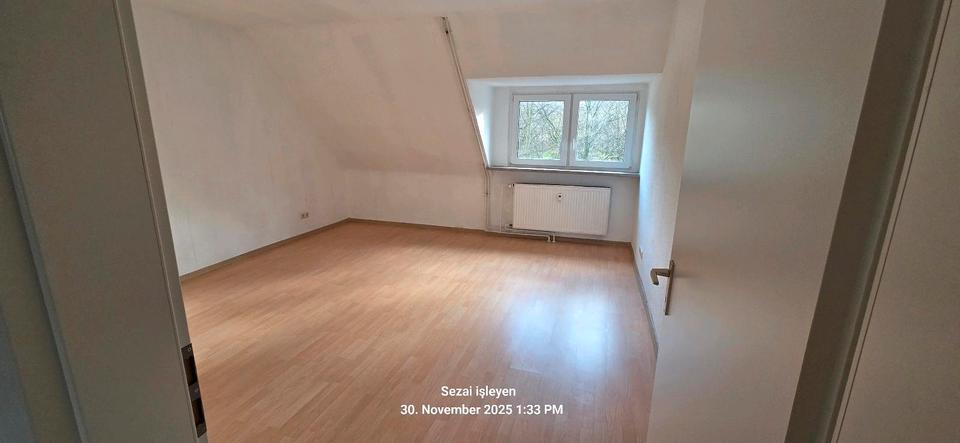 Helle 3,5 Zimmer Maisonette-Wohnung im 2. OG in Hüttenheim 3 zimmer