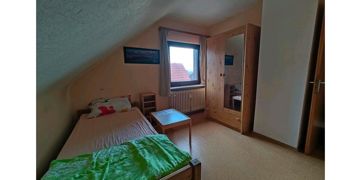 Wohnen auf Zeit Filderstadt - 1 Zimmer, 12 m&sup2;, 430&euro; | Angebot:26268217