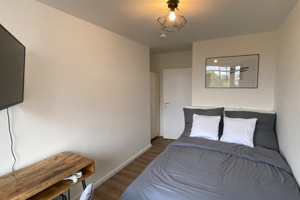 Nordend !! All inclusive WG-Zimmer in bester Lage!