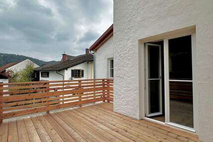 Schöne Wohnung in Marktl mit Balkon 3 zimmer